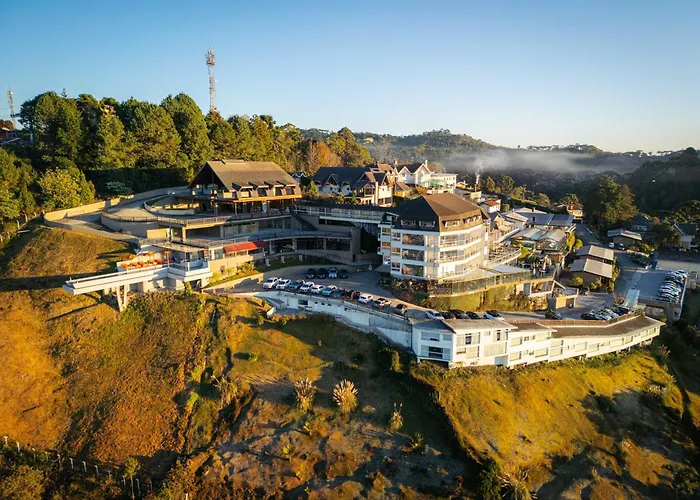 Chris Wellness ResortHotel Em